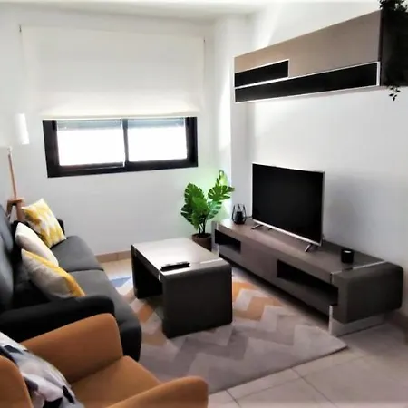 Donoso Cortes - Apartment *